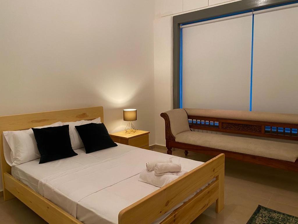 Central Suites Perikleous 53 Down Town Nicosia By Platform 357 外观 照片